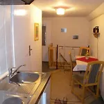 1 Apartamento *